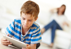 kids on electronic devices